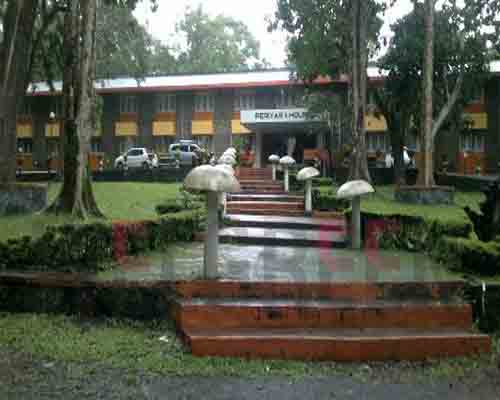 Welgreen Kerala Holidays - Periyar House